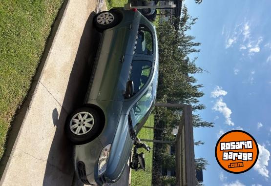 Autos - Volkswagen Gol trend,palio,clio,fox 2012 Nafta 145000Km - En Venta