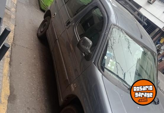 Utilitarios - Peugeot Partner 2007 Diesel 320000Km - En Venta