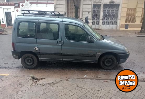 Utilitarios - Peugeot Partner 2007 Diesel 320000Km - En Venta