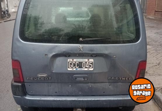 Utilitarios - Peugeot Partner 2007 Diesel 320000Km - En Venta