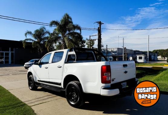 Camionetas - Chevrolet S10 DC LS 2.8 TD 4X2 2015 Diesel 246000Km - En Venta