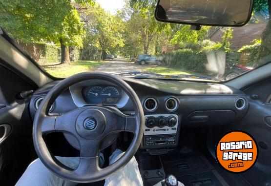Autos - Suzuki Fun 2004 Nafta 143000Km - En Venta