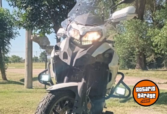 Motos - Benelli Trk 2023 Nafta 1500Km - En Venta