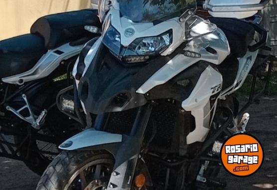 Motos - Benelli Trk 2023 Nafta 1500Km - En Venta