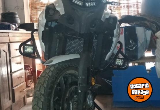 Motos - Benelli Trk 2023 Nafta 1500Km - En Venta