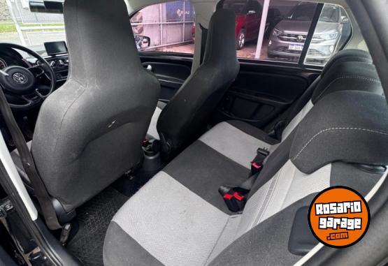 Autos - Volkswagen Up! 5 ptas High 1.0 2016 Nafta 152000Km - En Venta