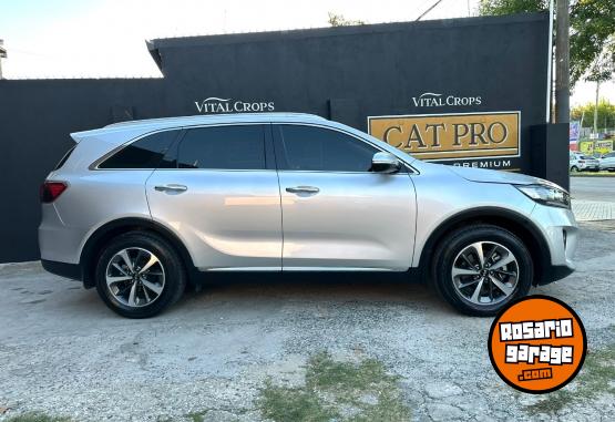 Camionetas - Kia Sorento EX CRDI 2019 Diesel 65000Km - En Venta