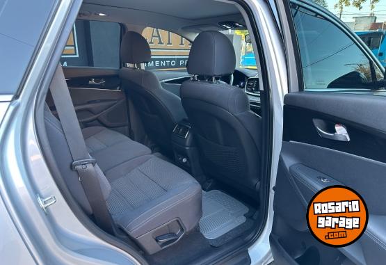 Camionetas - Kia Sorento EX CRDI 2019 Diesel 65000Km - En Venta