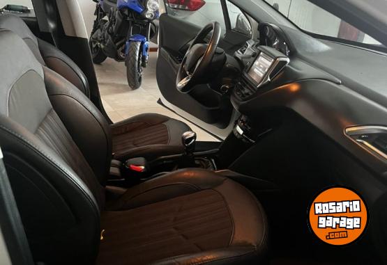 Autos - Peugeot 2008 Sport 2017 Nafta 75000Km - En Venta