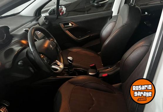 Autos - Peugeot 2008 Sport 2017 Nafta 75000Km - En Venta