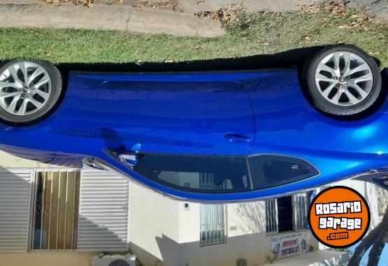 Autos - Hyundai G�nesis 2013 Nafta 23000Km - En Venta