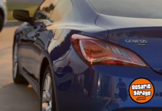 Autos - Hyundai G�nesis 2013 Nafta 22000Km - En Venta