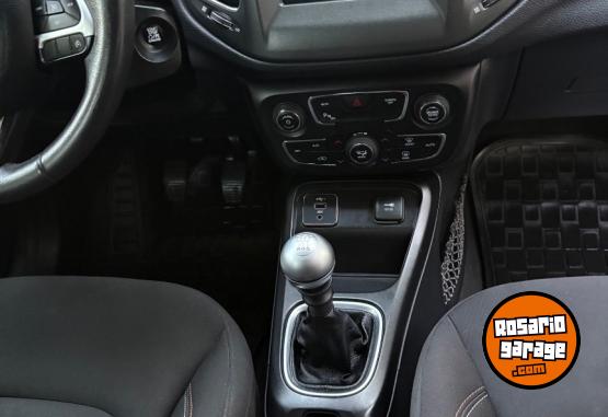 Camionetas - Jeep Compass 2020 Nafta 100000Km - En Venta