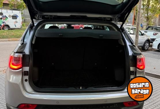 Camionetas - Jeep Compass 2020 Nafta 100000Km - En Venta