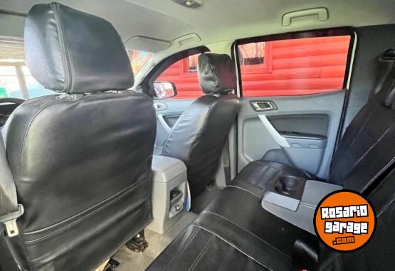 Camionetas - Ford Ranger XLT 4x4 2015 Diesel 106000Km - En Venta