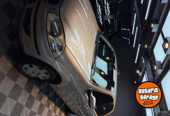 Autos - Fiat Palio 2007 Nafta 140000Km - En Venta