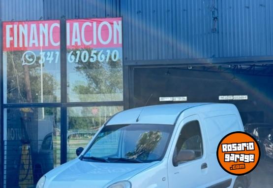 Utilitarios - Renault Kangoo 2011 GNC 200000Km - En Venta