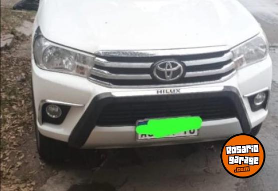 Camionetas - Toyota TOYOTA HILUX DX 2018 GNC 129000Km - En Venta