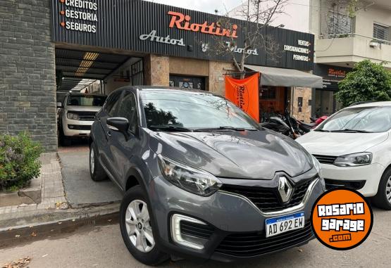 Autos - Renault CAPTUR 1.6 LIFE 2019 Nafta 105000Km - En Venta