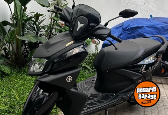 Motos - Yamaha ZR RAY 125 2023 Nafta 10000Km - En Venta