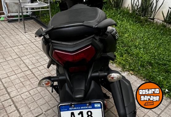 Motos - Yamaha ZR RAY 125 2023 Nafta 10000Km - En Venta