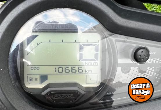 Motos - Yamaha ZR RAY 125 2023 Nafta 10000Km - En Venta