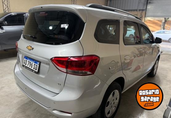 Autos - Chevrolet SPIN 2019 Nafta 80000Km - En Venta