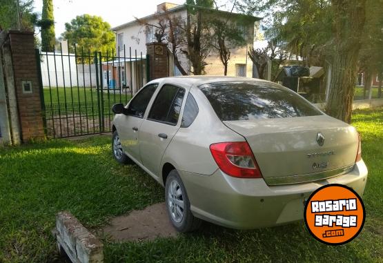 Autos - Renault Symbol 2013 Nafta 105536Km - En Venta