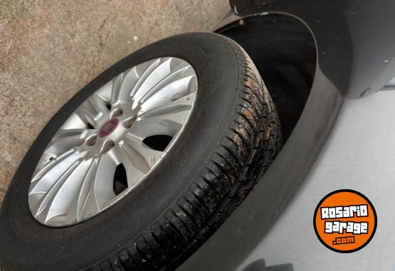 Autos - Fiat Punto ATTRACTIVE 1.4 2016 Nafta 86200Km - En Venta