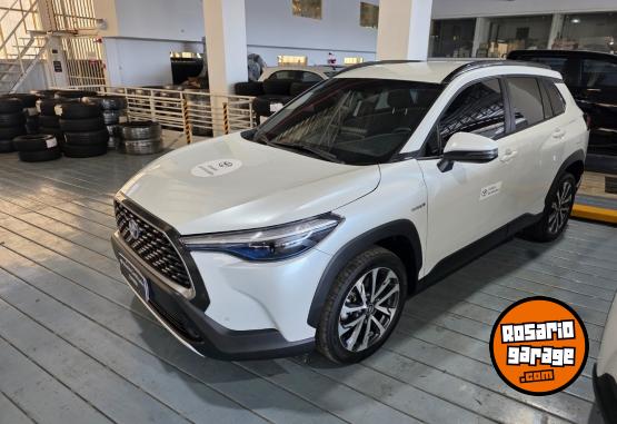 Autos - Toyota Corolla cross hibrida xei 2022 Electrico / Hibrido 45000Km - En Venta