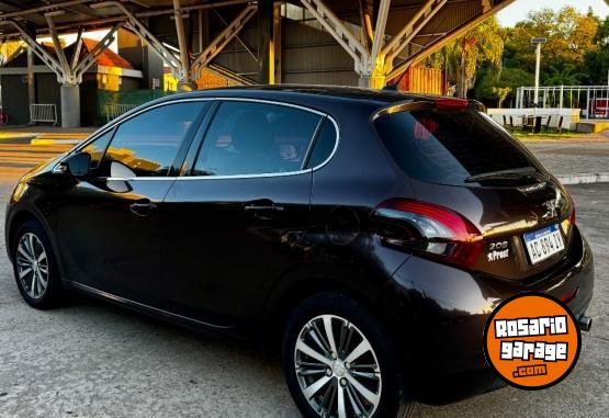 Autos - Peugeot FELINE allure 208 GT 2018 Nafta 58200Km - En Venta