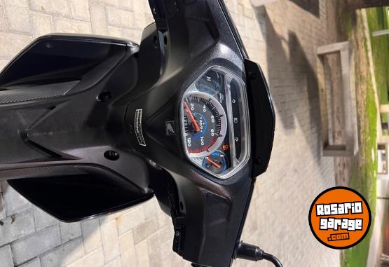 Motos - Honda Wave 110 2024 Nafta 13000Km - En Venta