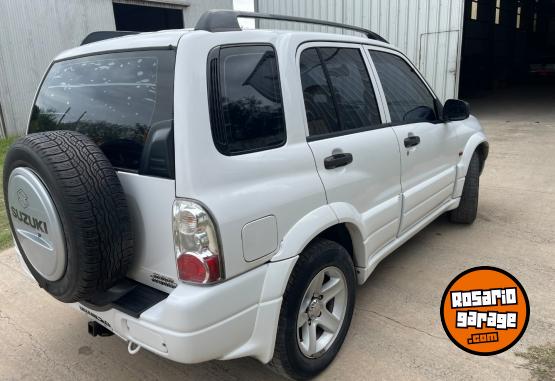 Camionetas - Suzuki Grand Vitara 2006 Nafta 180000Km - En Venta