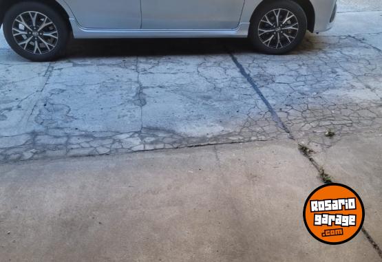 Autos - Toyota XLS AT 2018 Nafta 19500Km - En Venta