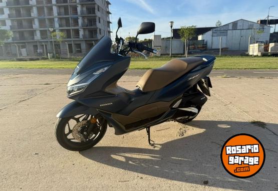 Motos - Honda pcx 160 2024 Nafta 11500Km - En Venta