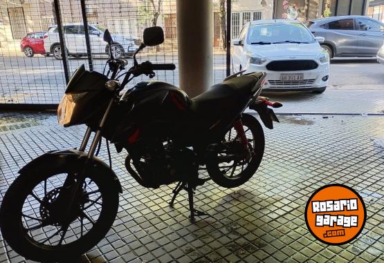 Motos - Honda Twister 125 2023 Nafta 13000Km - En Venta