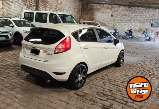 Autos - Ford Fiesta S 2015 Nafta 125000Km - En Venta