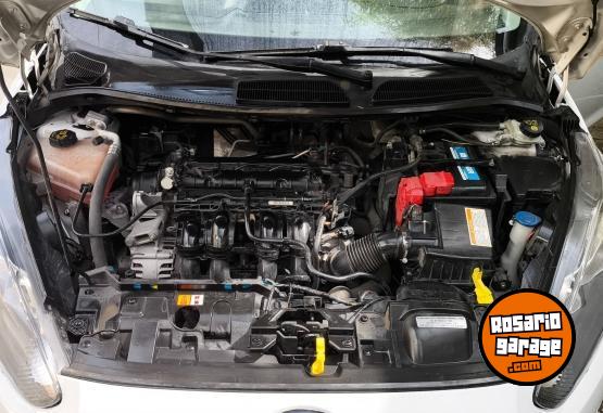 Autos - Ford Fiesta S 2015 Nafta 125000Km - En Venta