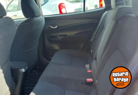 Autos - Toyota Yaris xls 2021 Nafta 30000Km - En Venta
