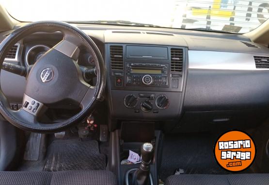 Autos - Nissan Tiida 2014 Nafta 146000Km - En Venta