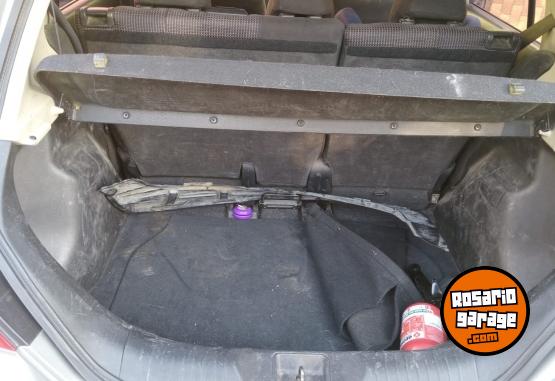 Autos - Nissan Tiida 2014 Nafta 146000Km - En Venta