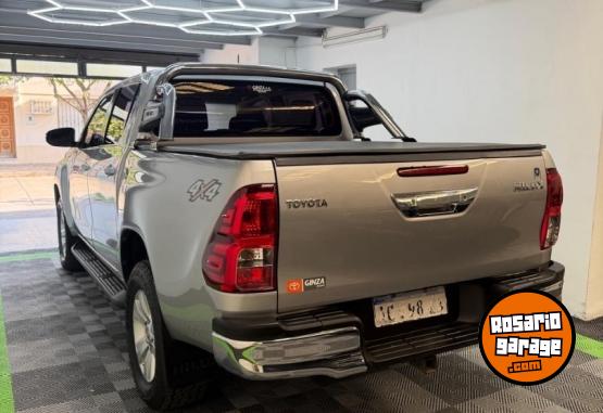 Camionetas - Toyota Hilux 2018 Diesel 92000Km - En Venta