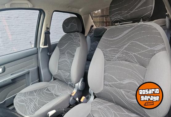 Autos - Fiat Siena 2014 Nafta 110000Km - En Venta