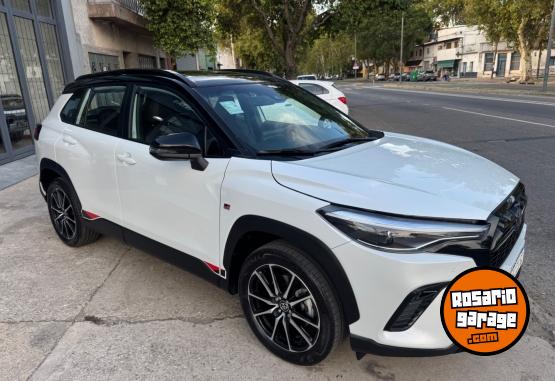 Autos - Toyota Corolla Cross 2023 Nafta 30000Km - En Venta
