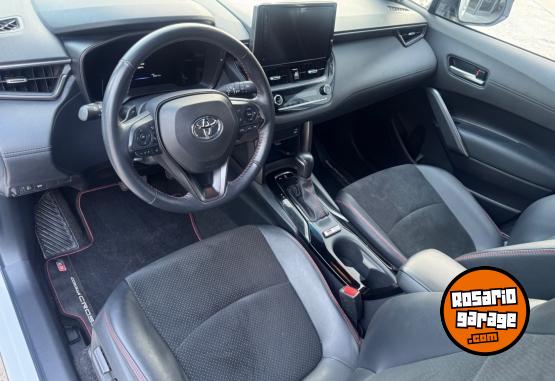 Autos - Toyota Corolla Cross 2023 Nafta 30000Km - En Venta