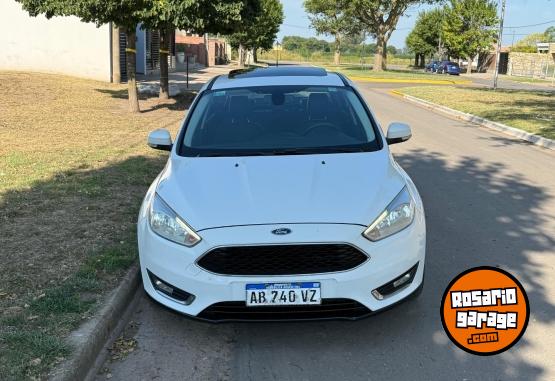Autos - Ford Focus 2017 Nafta 140000Km - En Venta