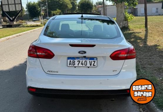 Autos - Ford Focus 2017 Nafta 140000Km - En Venta