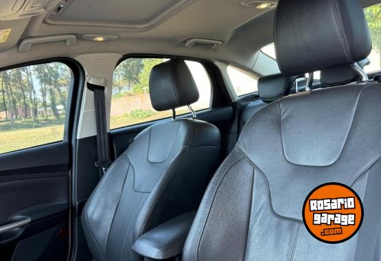 Autos - Ford Focus 2017 Nafta 140000Km - En Venta
