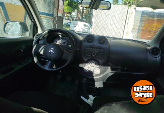 Autos - Nissan MARCH 2015 Nafta 98768Km - En Venta