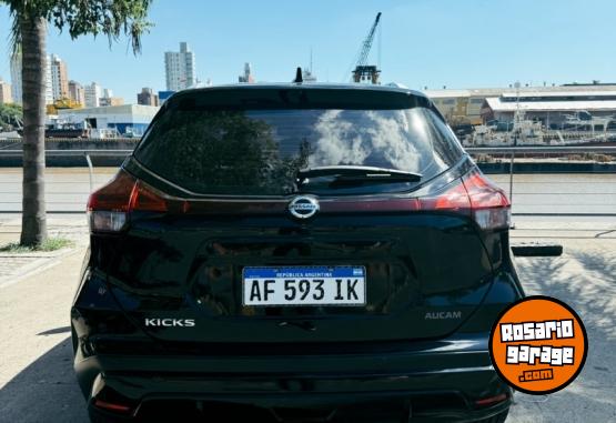 Autos - Nissan Kicks advance CVT 1.6 2022 Nafta 98000Km - En Venta